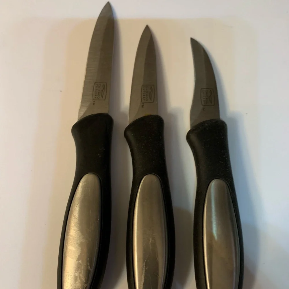 11-Piece CHICAGO CUTLERY‎ KNIFE SET & STURDY STORAGE BLOCK black